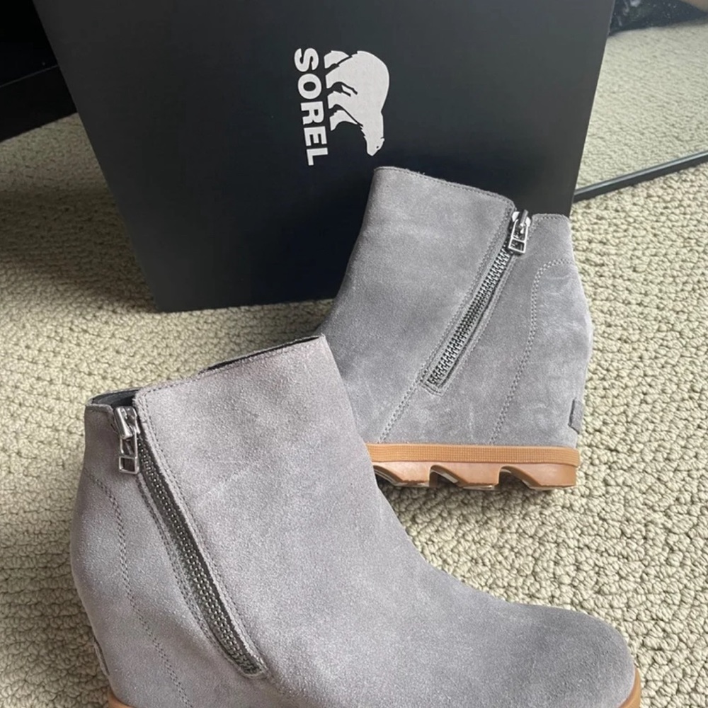 Sorel Joan of Arctic wedge II zip boot